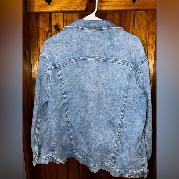 Ladies Loft denim jean jacket size medium - Picture 2 of 3